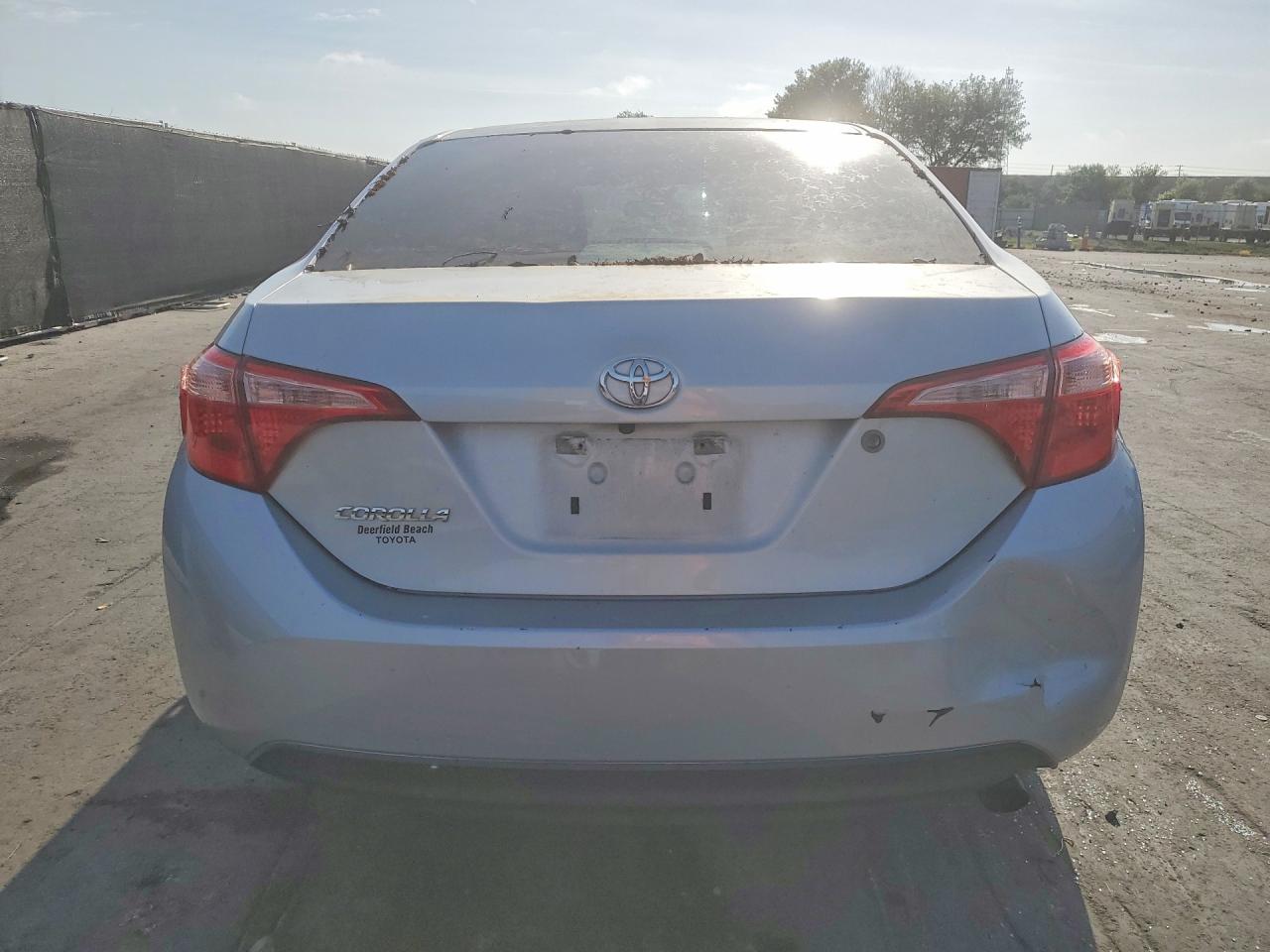 2018 TOYOTA COROLLA L photo 11