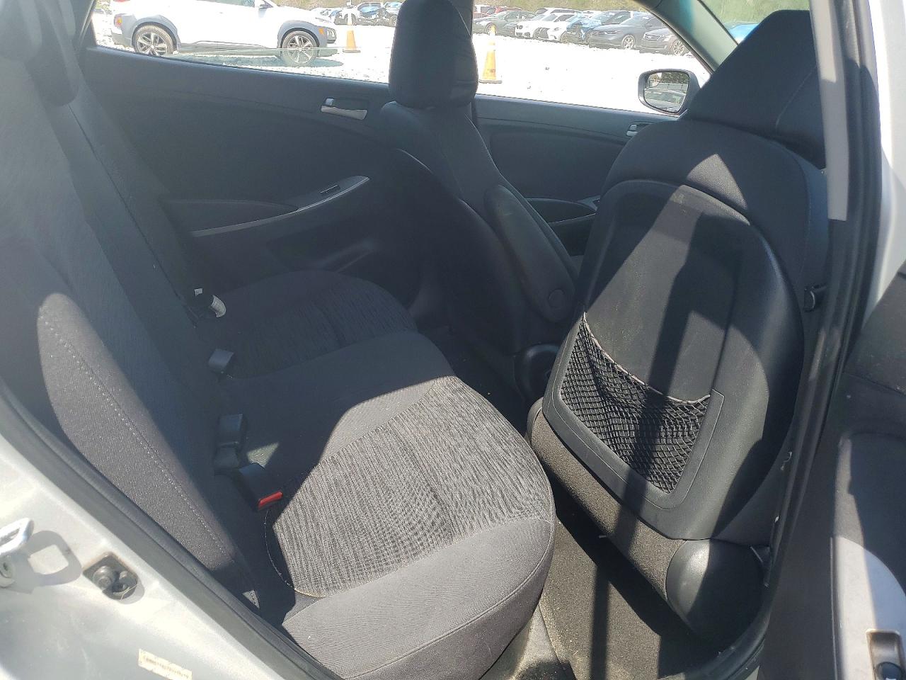 2015 HYUNDAI ACCENT GS photo 28