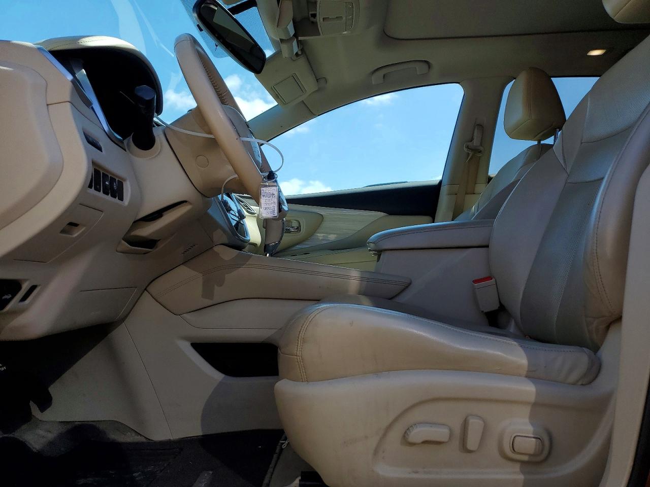 2015 NISSAN MURANO S photo 19