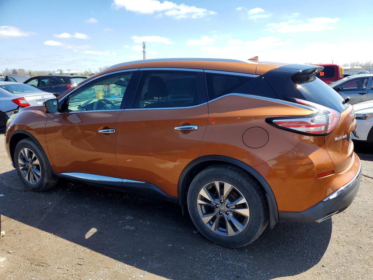 2015 NISSAN MURANO S photo 4