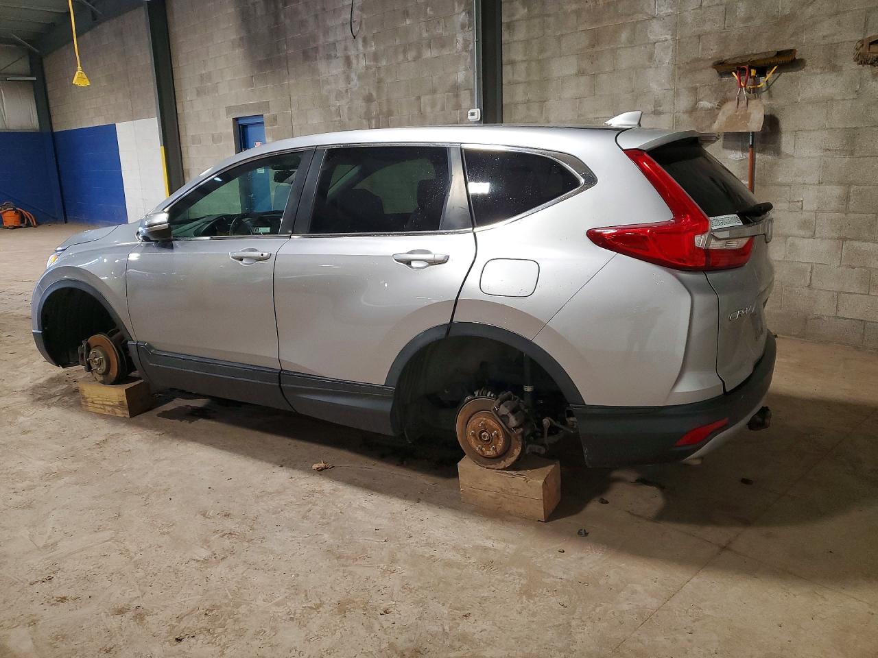 2018 HONDA CR-V EXL photo 2