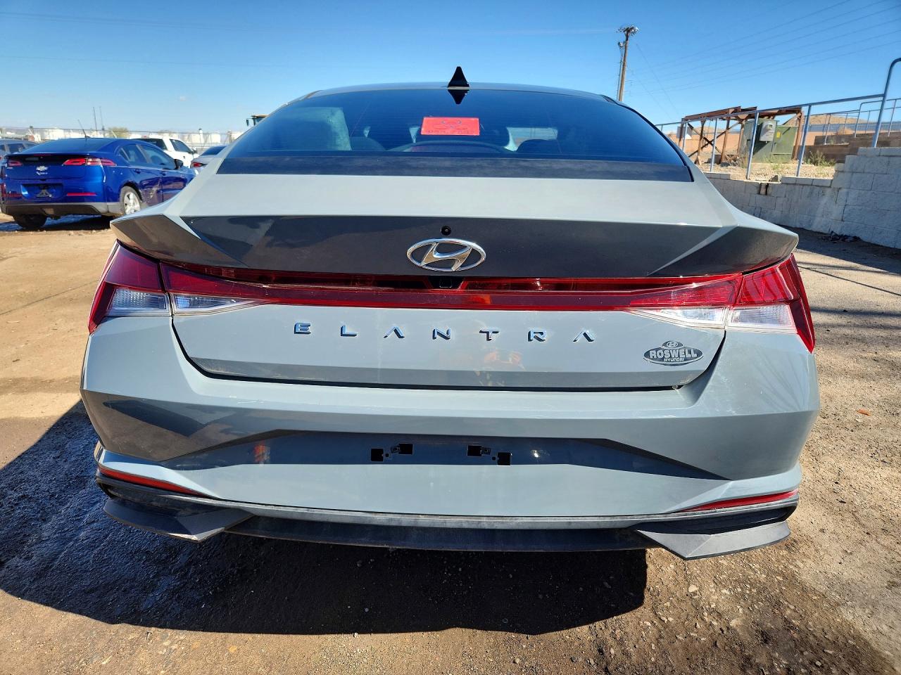 2022 HYUNDAI ELANTRA SEL photo 11