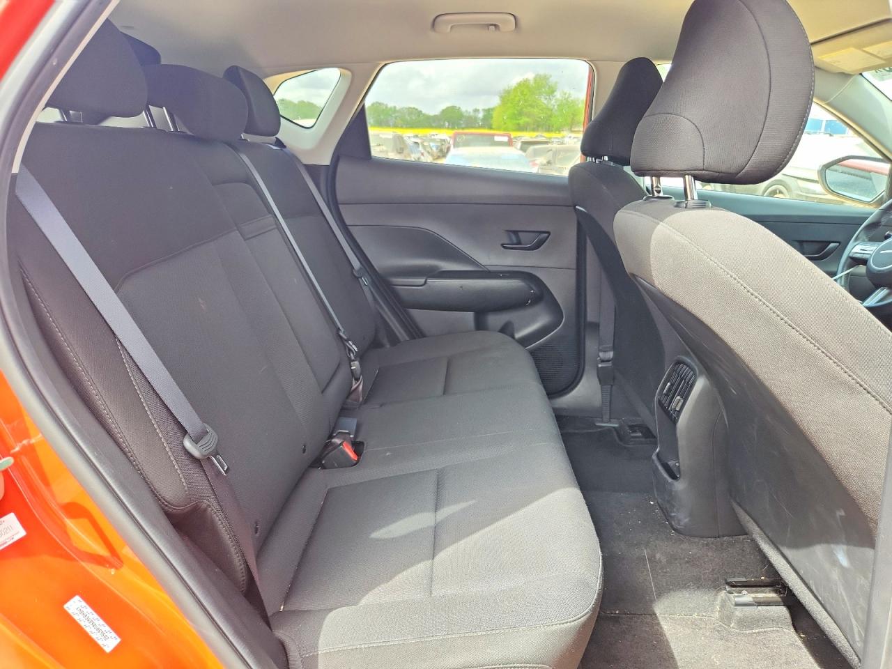 2024 HYUNDAI KONA SEL photo 31