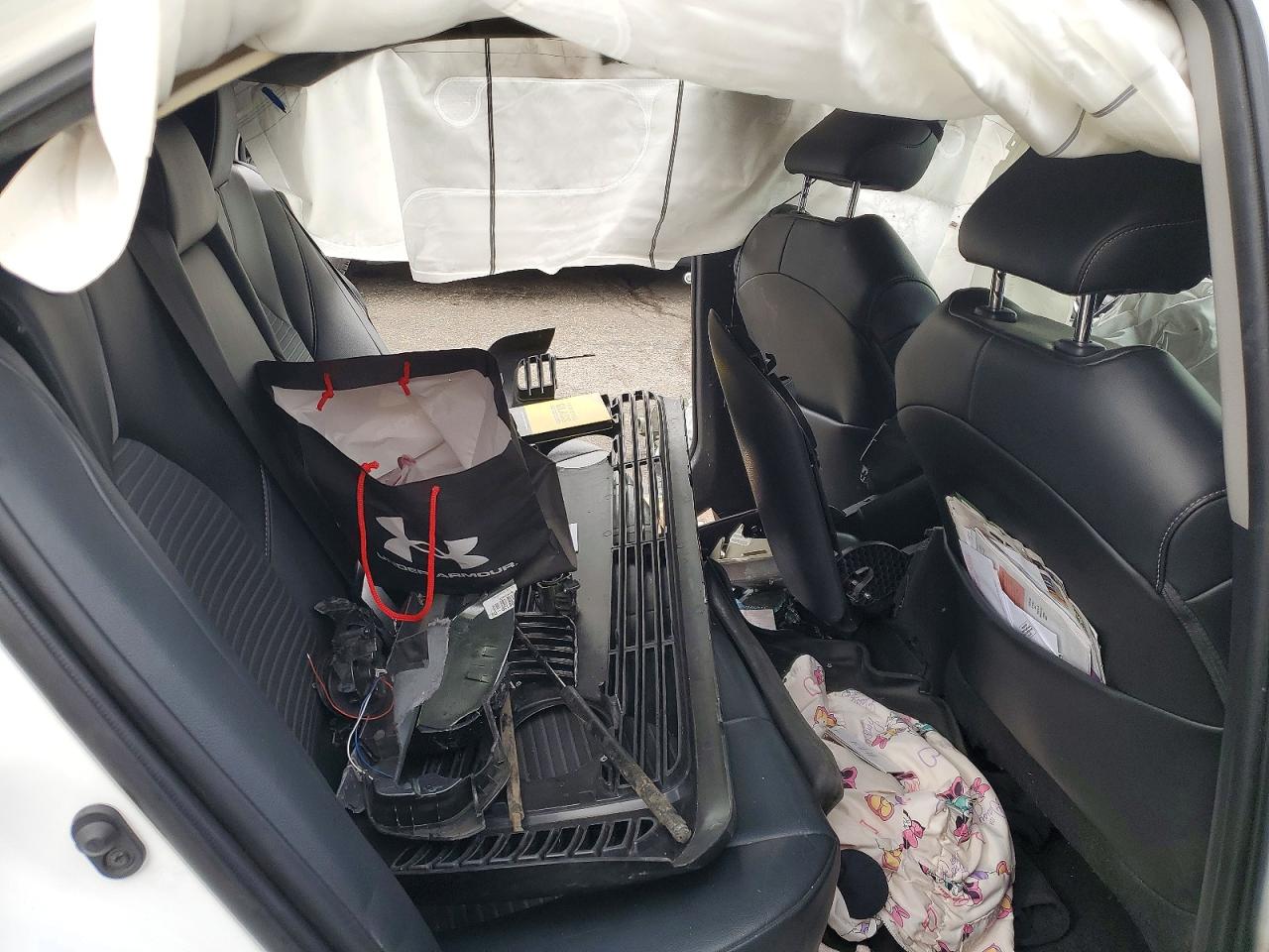 2020 TOYOTA CAMRY SE NIGHTSHADE photo 10