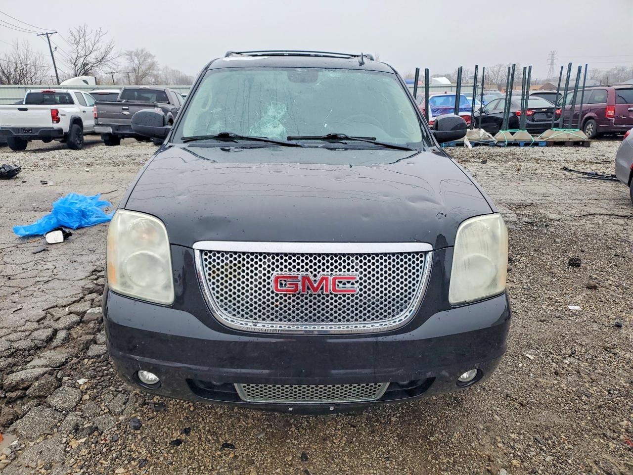 2011 GMC YUKON XL DENALI photo 9