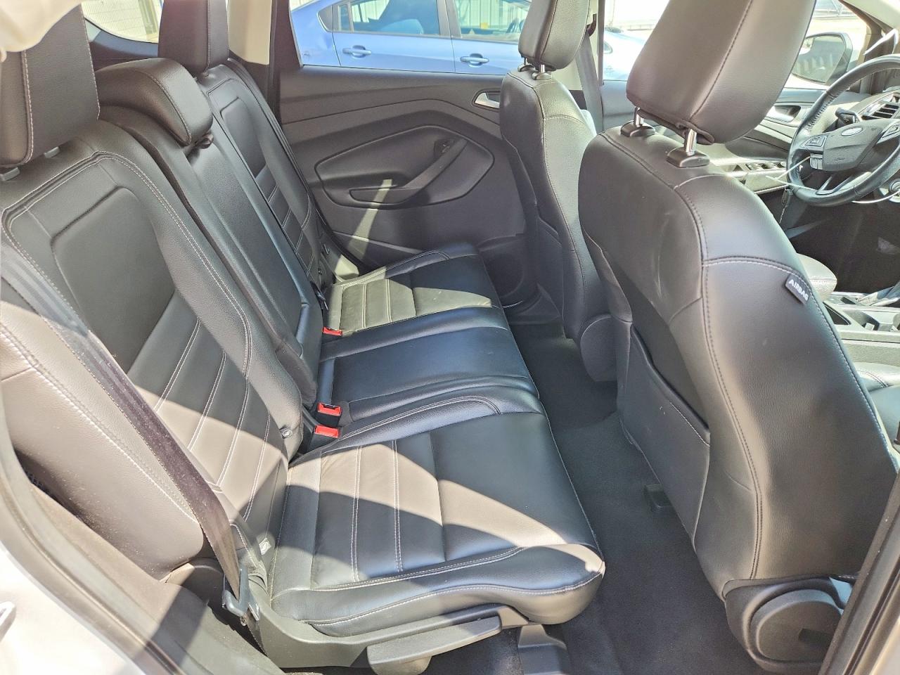 2018 FORD ESCAPE SEL photo 31