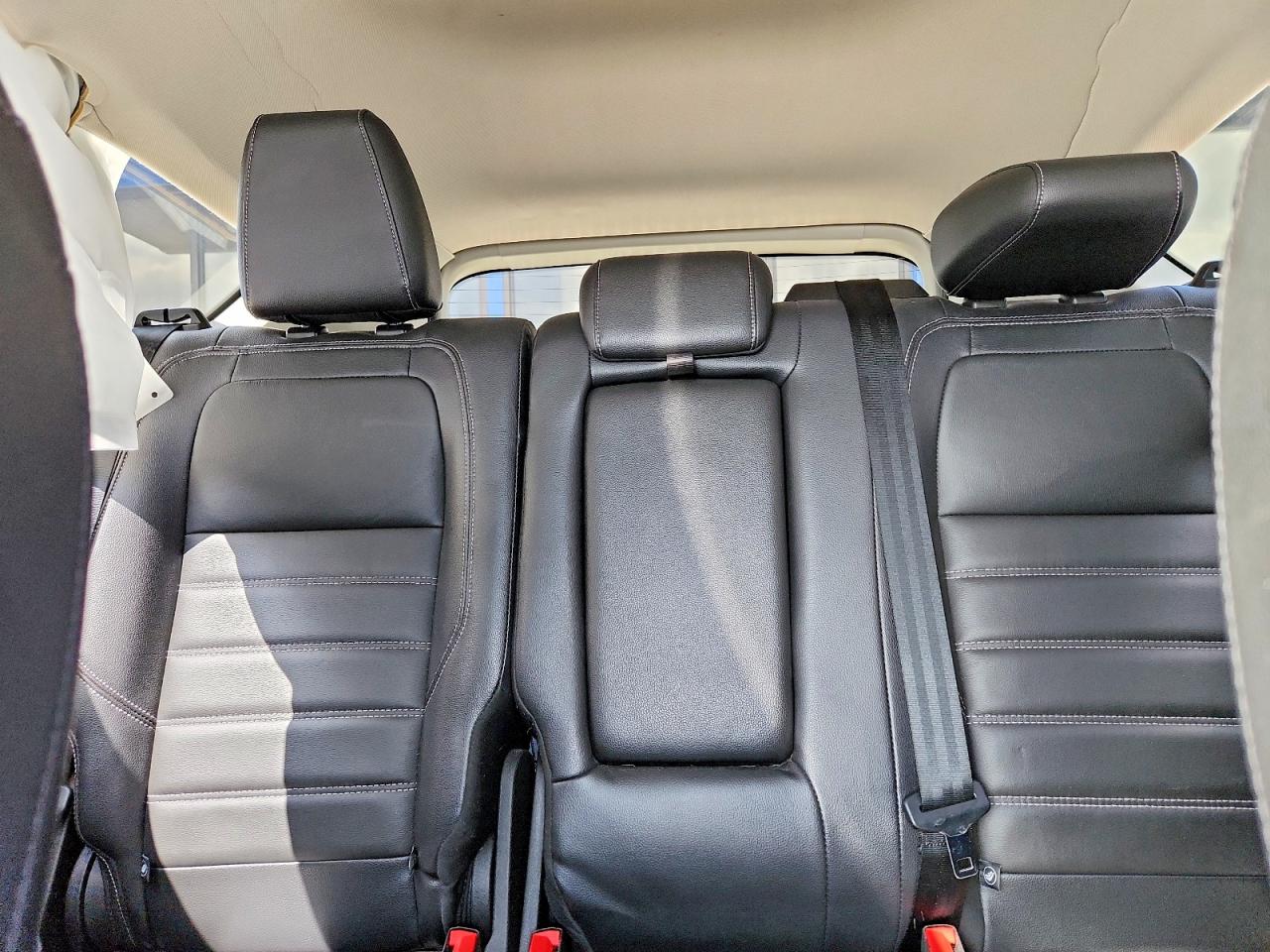 2018 FORD ESCAPE SEL photo 28