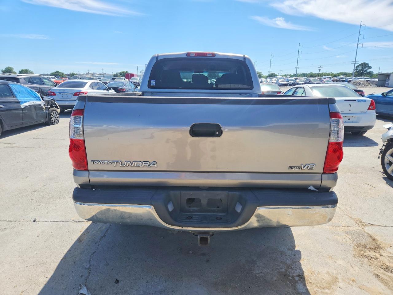 2004 TOYOTA TUNDRA SR5 photo 11