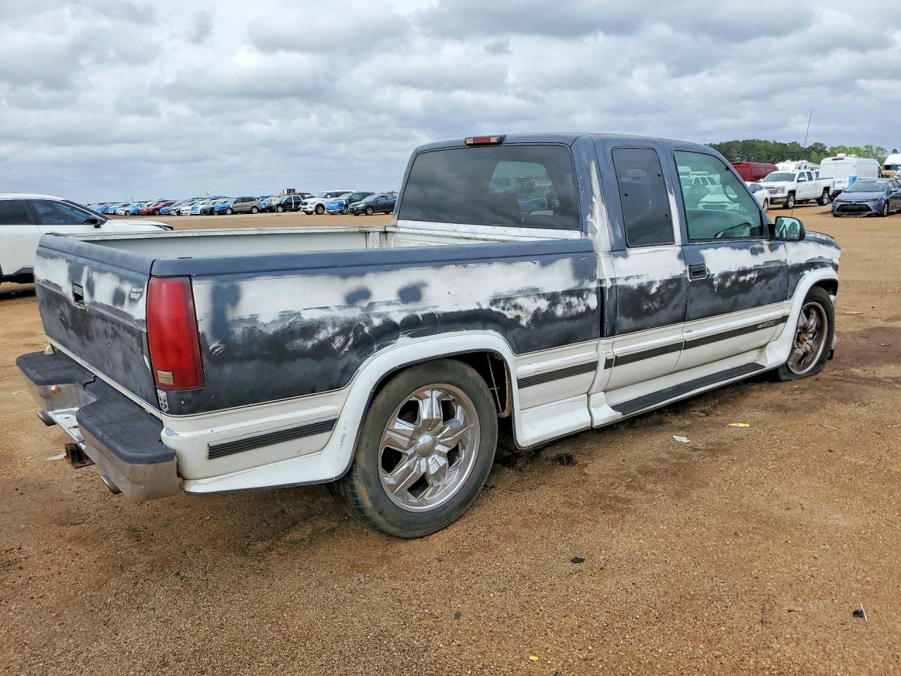 1997 CHEVROLET GMT-400 C1500 photo 5