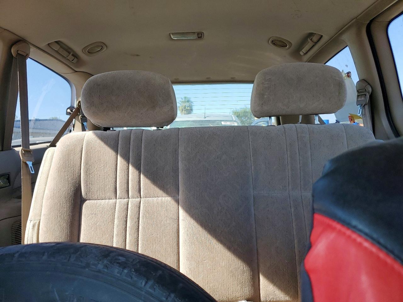 1998 TOYOTA SIENNA LE photo 19