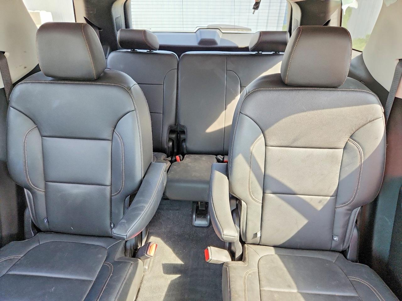 2020 CHEVROLET TRAVERSE LT photo 10