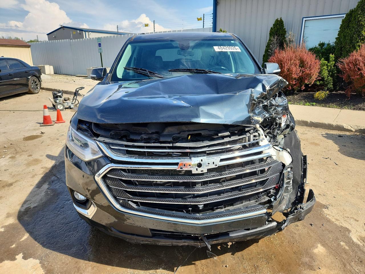 2020 CHEVROLET TRAVERSE LT photo 5
