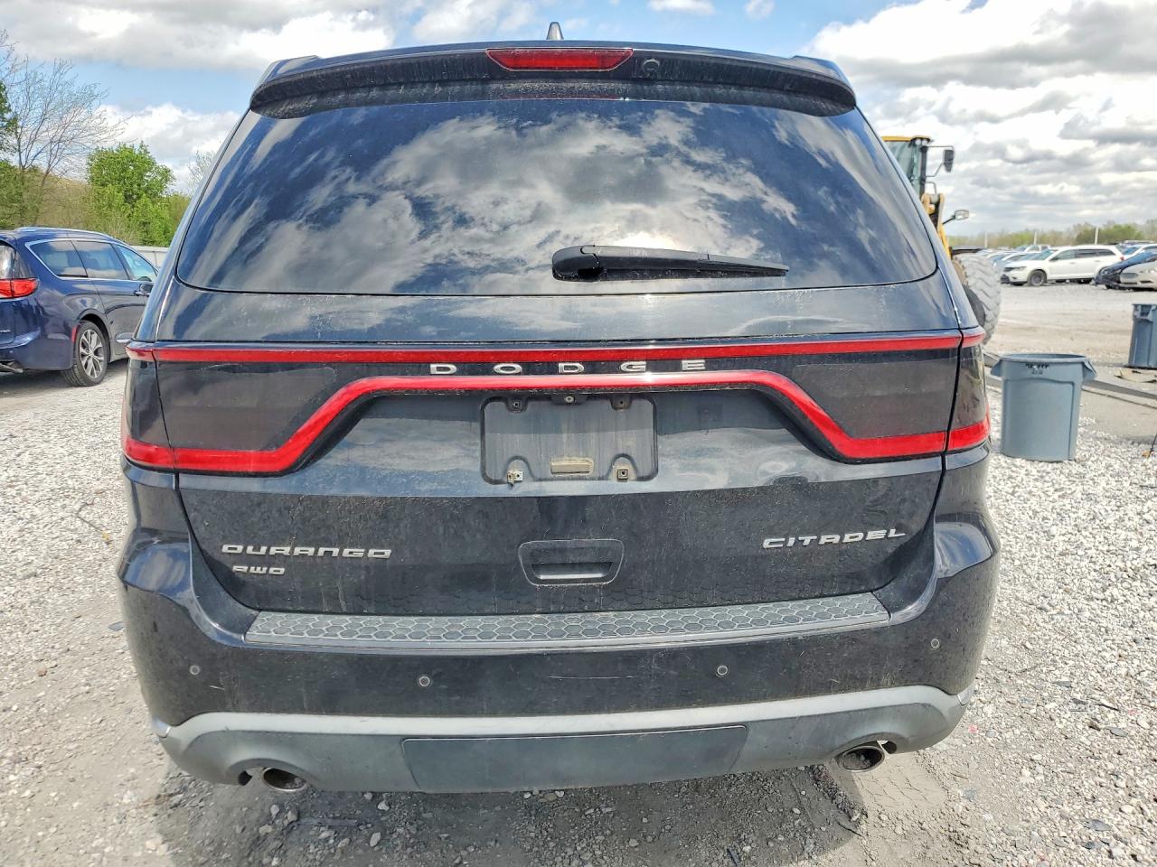 2015 DODGE DURANGO CITADEL photo 11