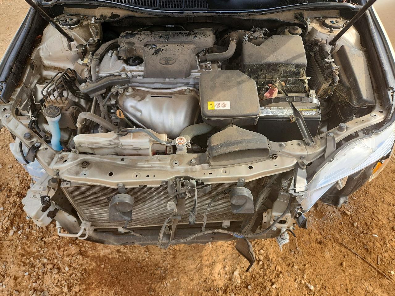 2017 TOYOTA CAMRY LE photo 11