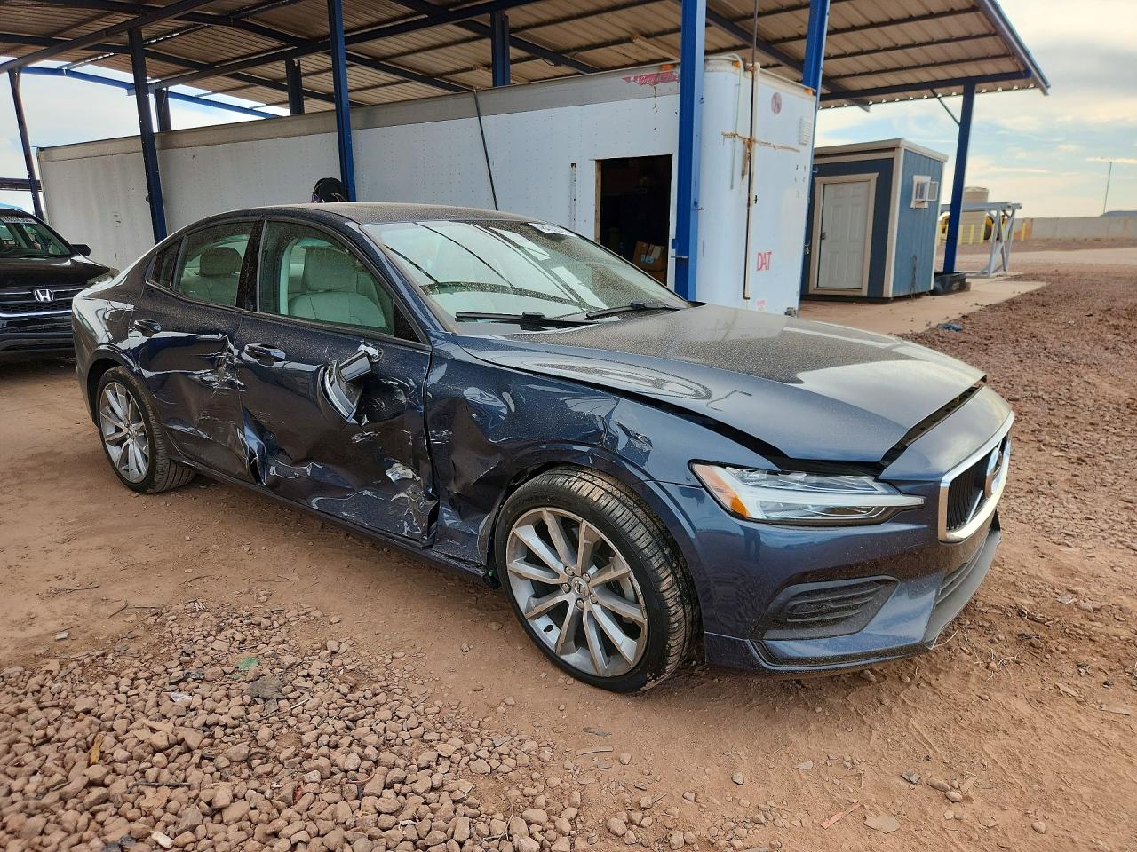 2020 VOLVO S60 T5 MOMENTUM photo 10