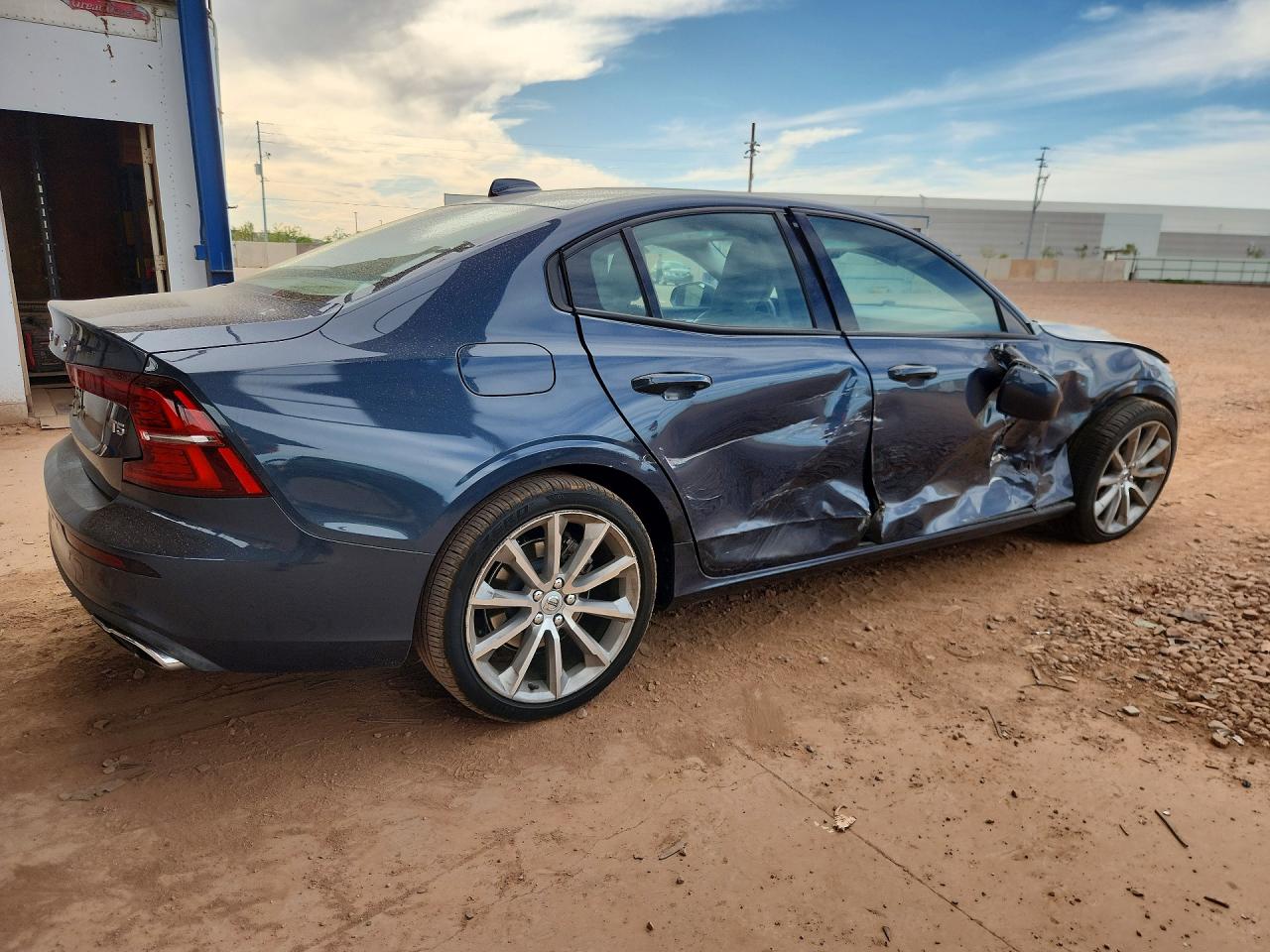 2020 VOLVO S60 T5 MOMENTUM photo 7