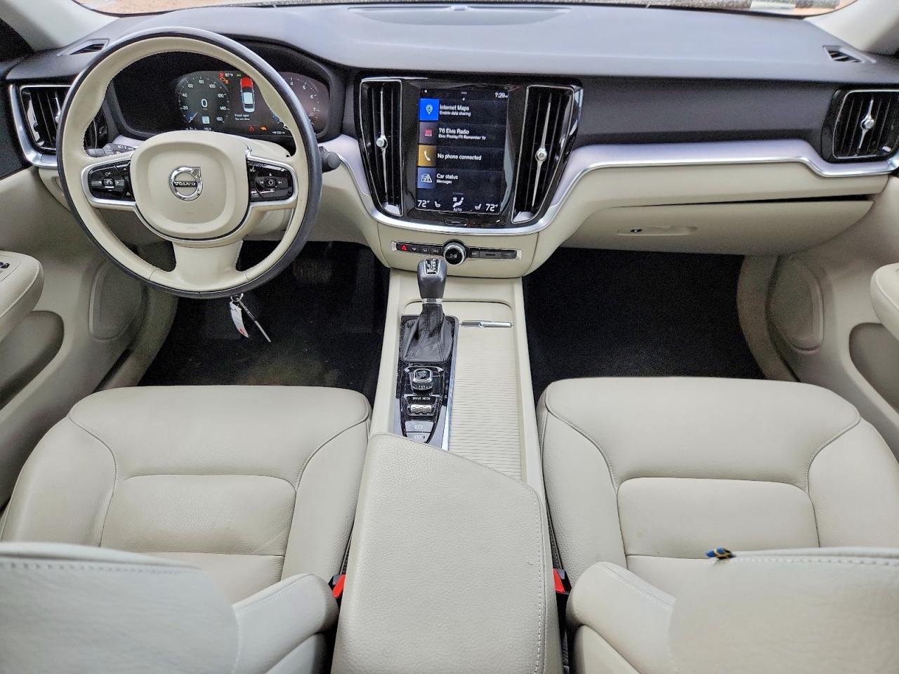 2020 VOLVO S60 T5 MOMENTUM photo 22