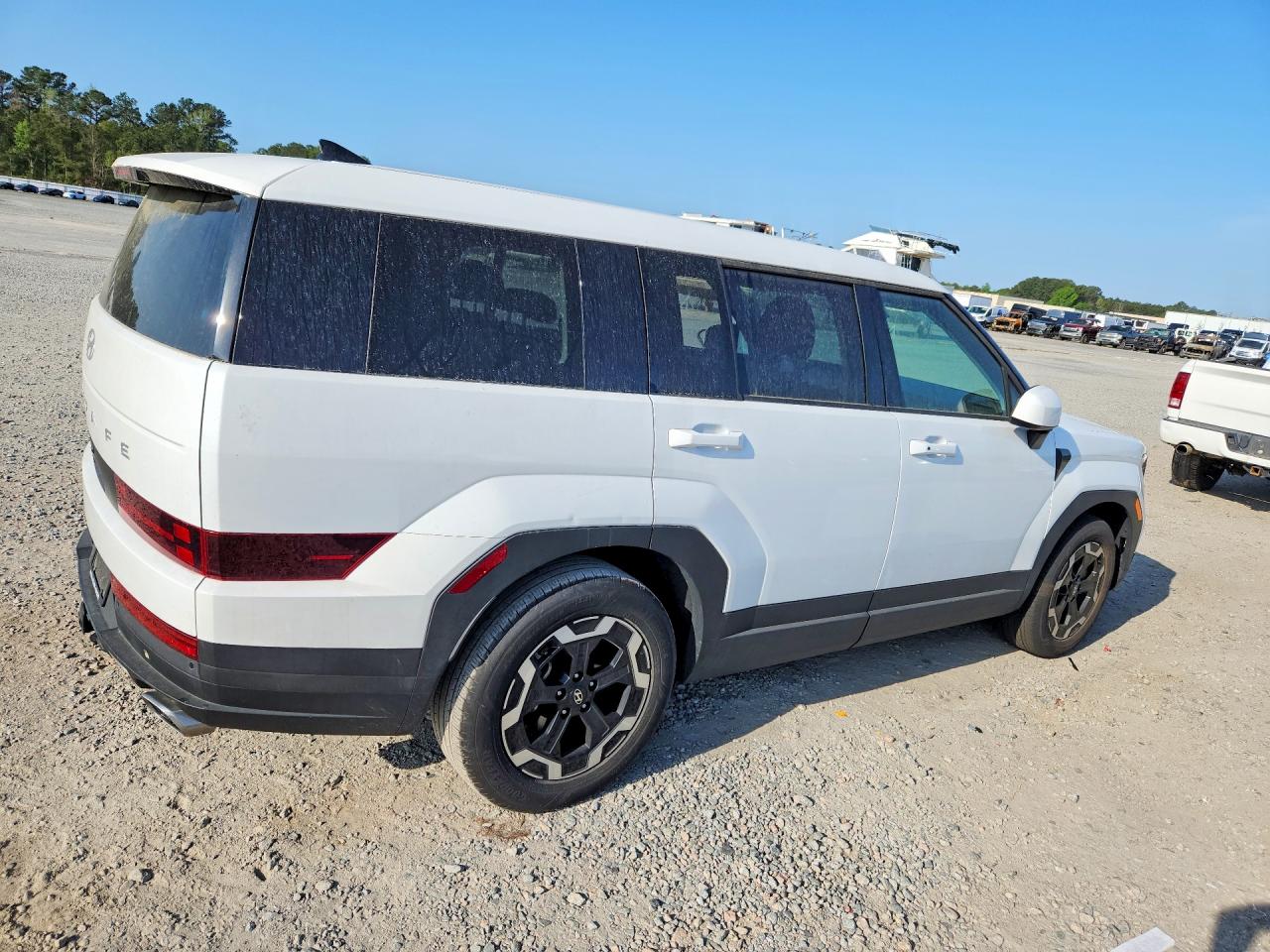 2025 HYUNDAI SANTA FE SE photo 3