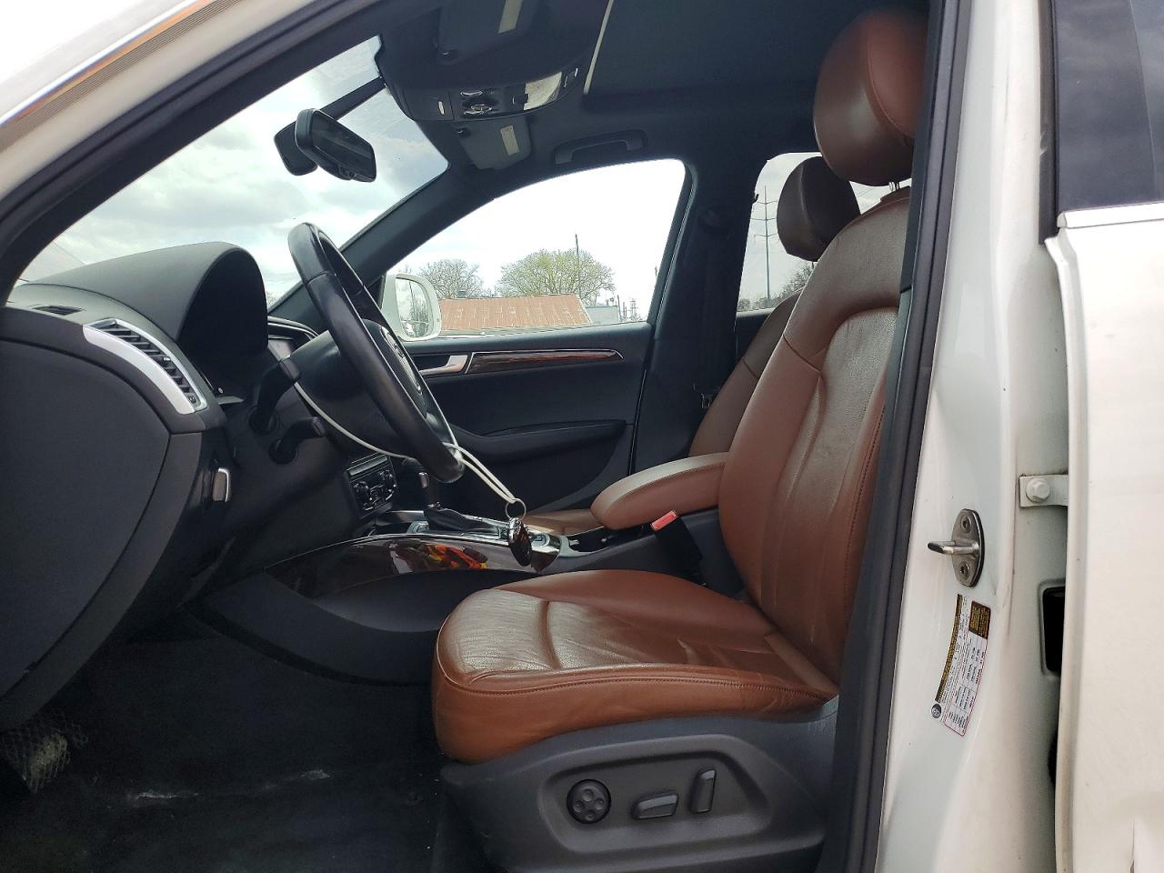 2012 AUDI Q5 PREMIUM PLUS photo 13