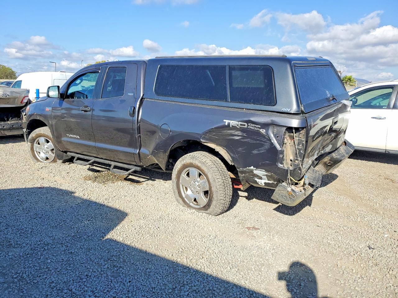 2011 TOYOTA TUNDRA GRADE photo 3