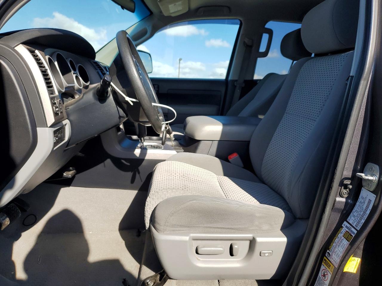 2011 TOYOTA TUNDRA GRADE photo 13