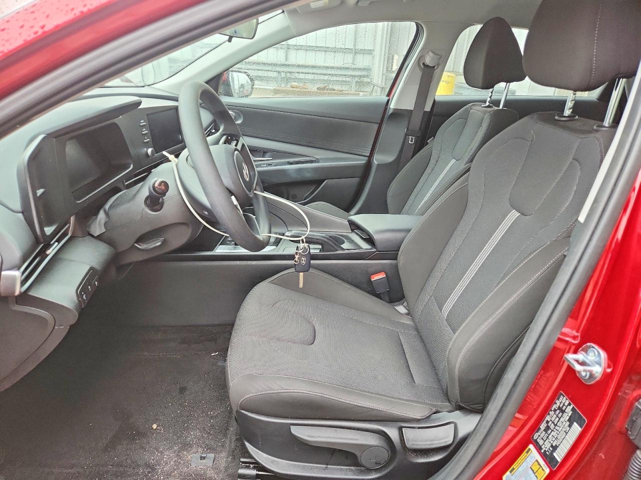2025 HYUNDAI ELANTRA SE photo 7