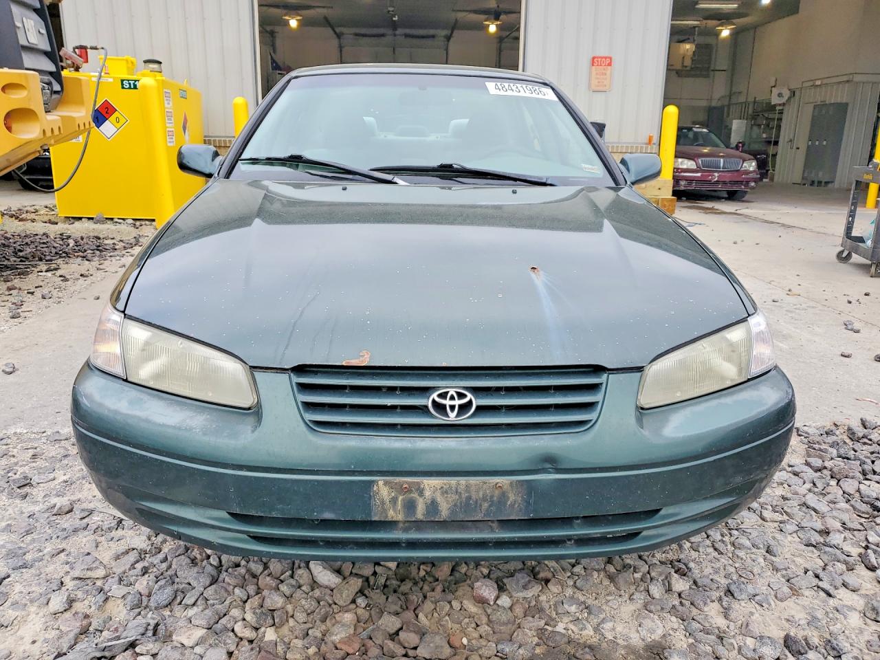 1999 TOYOTA CAMRY LE photo 5
