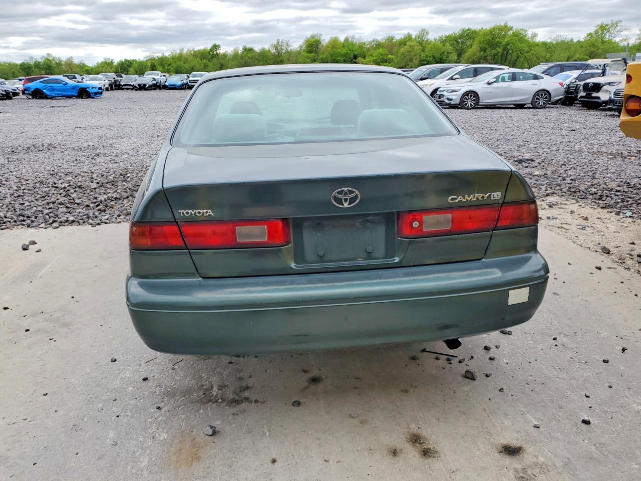 1999 TOYOTA CAMRY LE photo 6