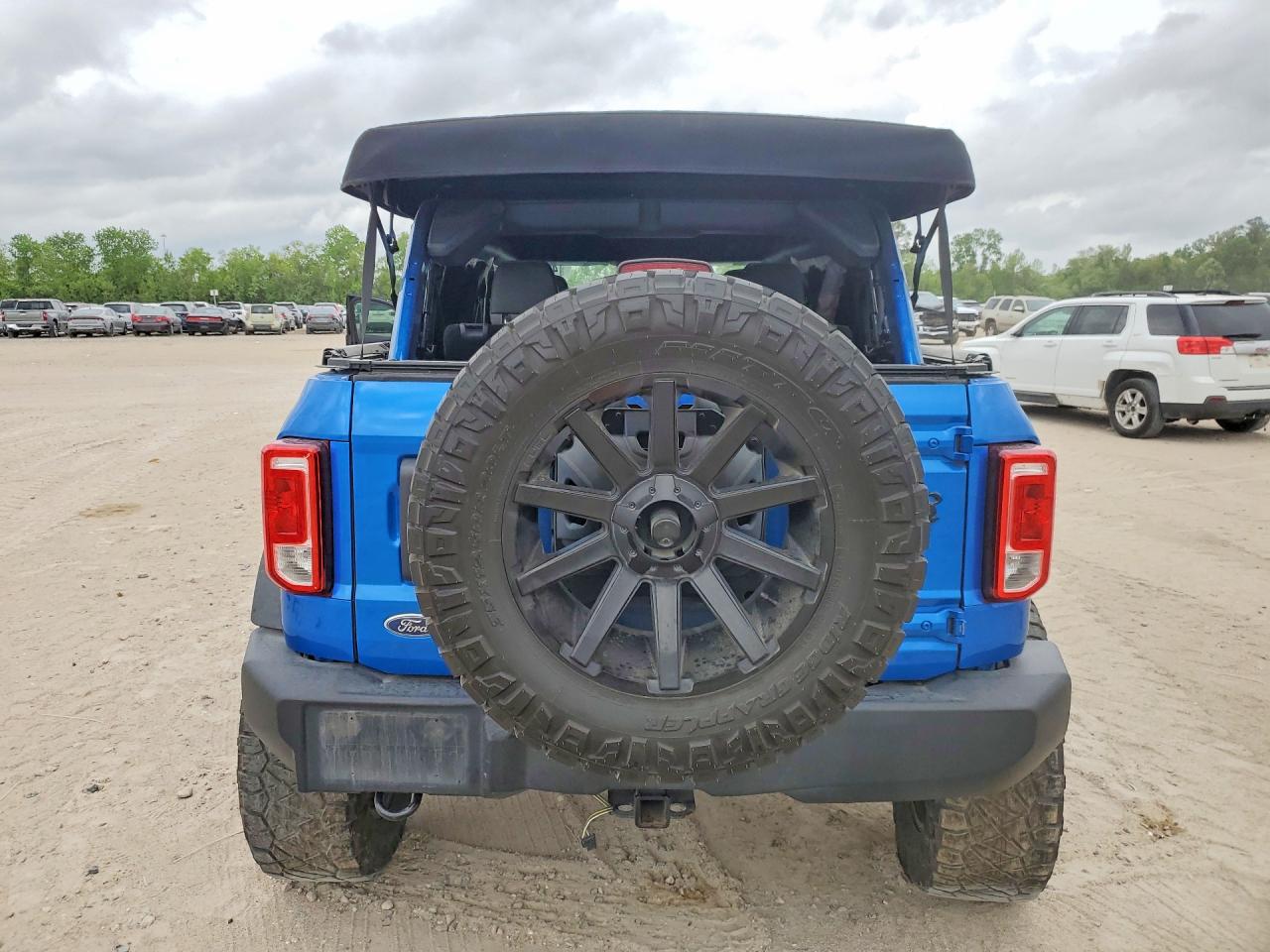 2022 FORD BRONCO BASE photo 11