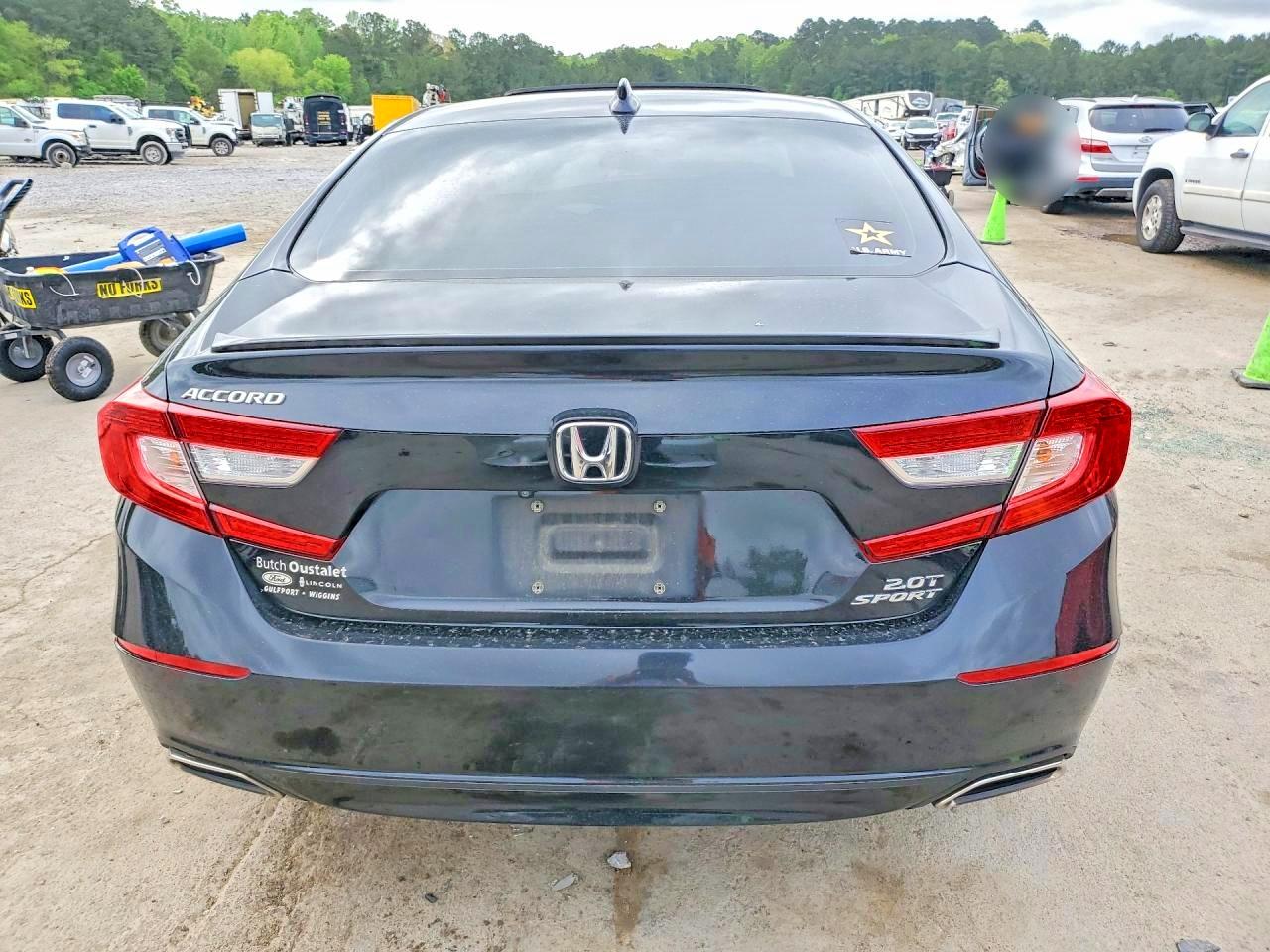 2018 HONDA ACCORD SPORT photo 11
