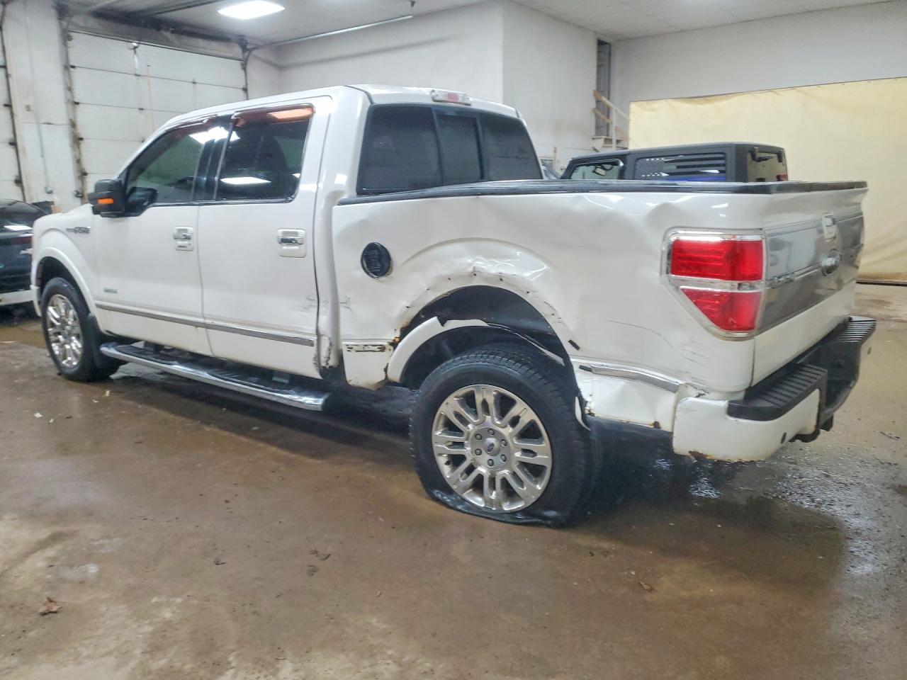 2011 FORD F150 SUPERCREW photo 3