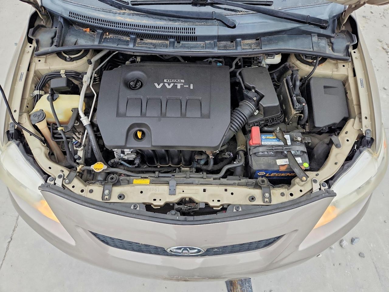 2010 TOYOTA COROLLA LE photo 11