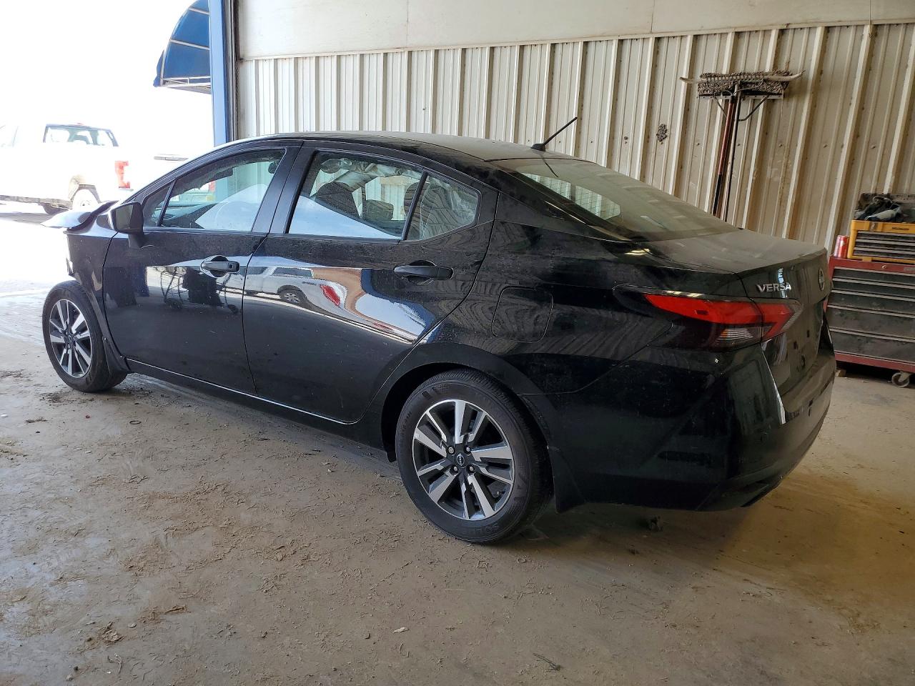 2024 NISSAN VERSA S photo 4