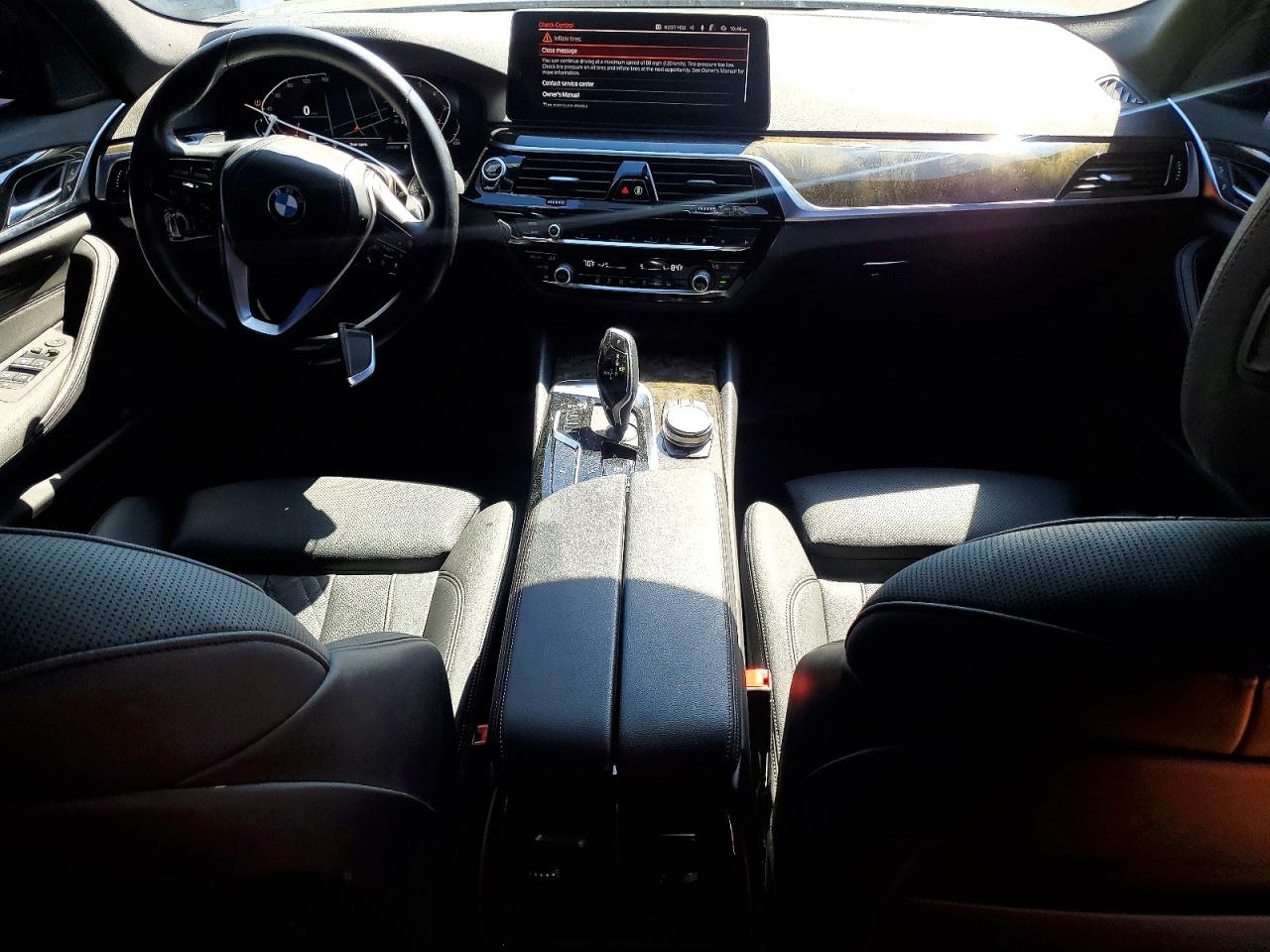 2023 BMW 530 I photo 8