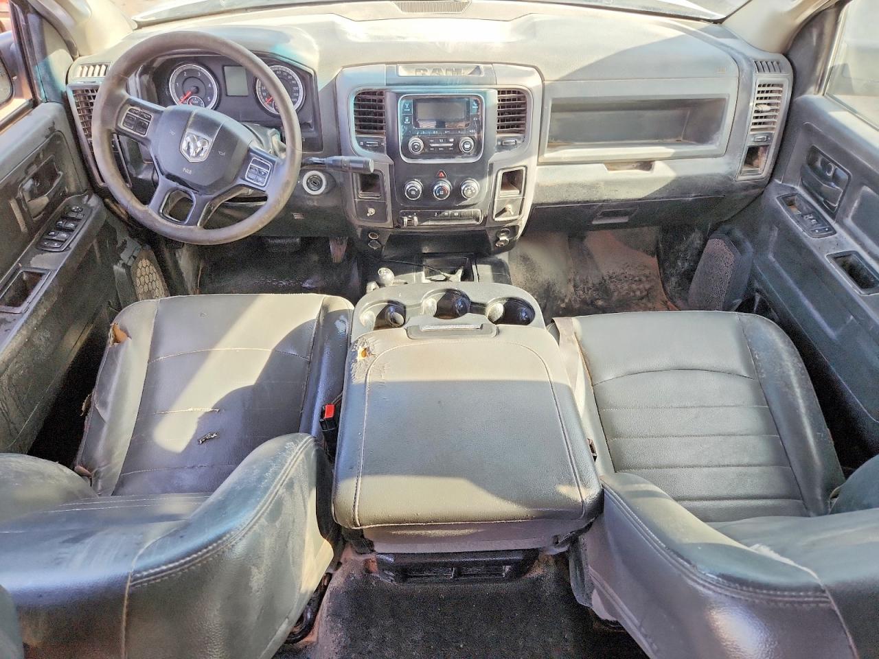 2018 RAM 2500 ST photo 15