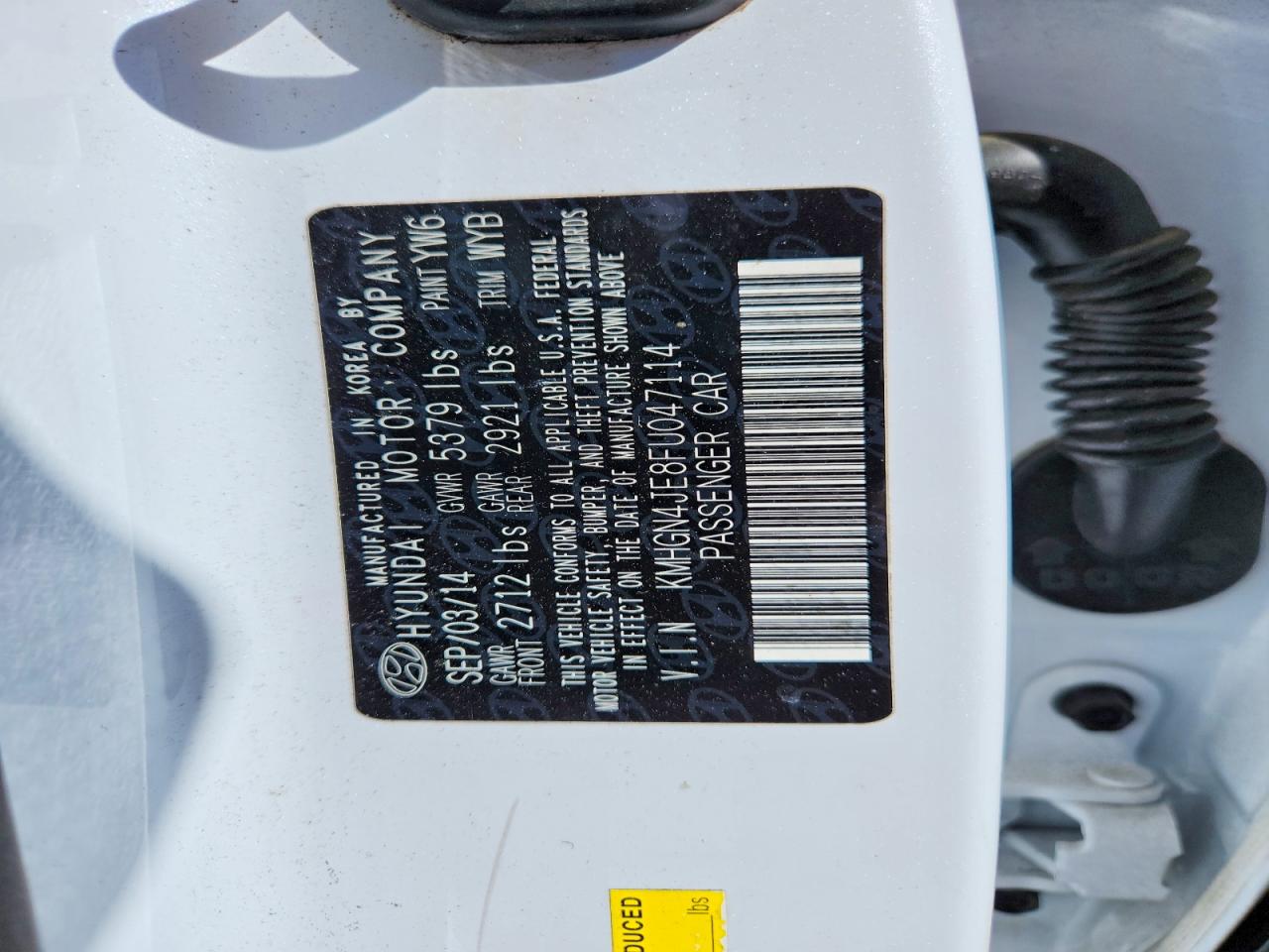 2015 HYUNDAI GENESIS 3.8L photo 23