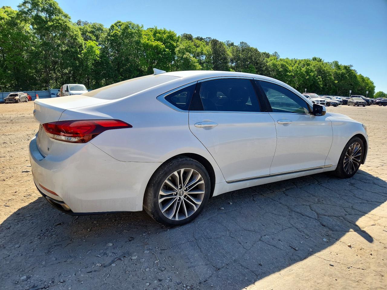 2015 HYUNDAI GENESIS 3.8L photo 5