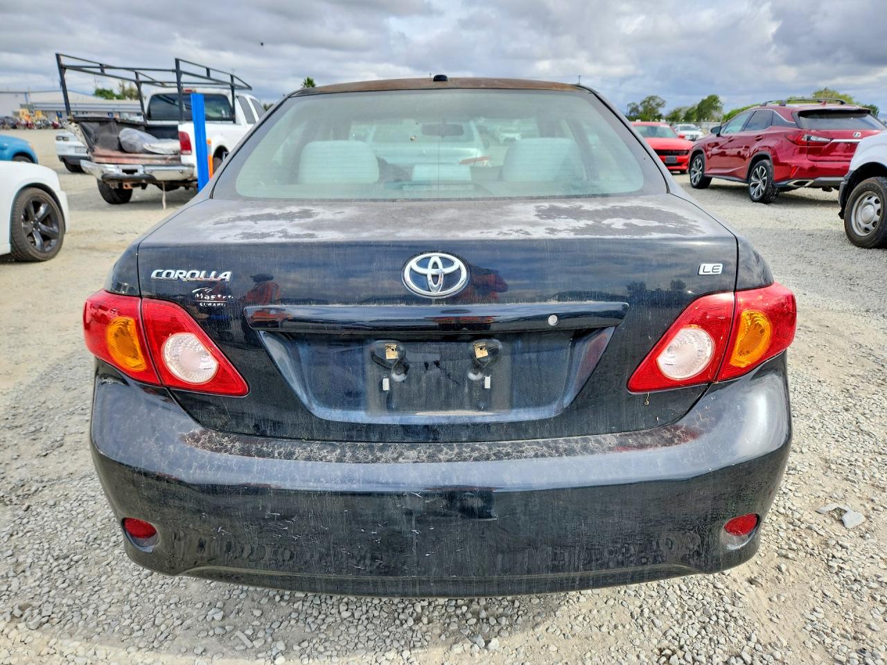 2010 TOYOTA COROLLA LE photo 16