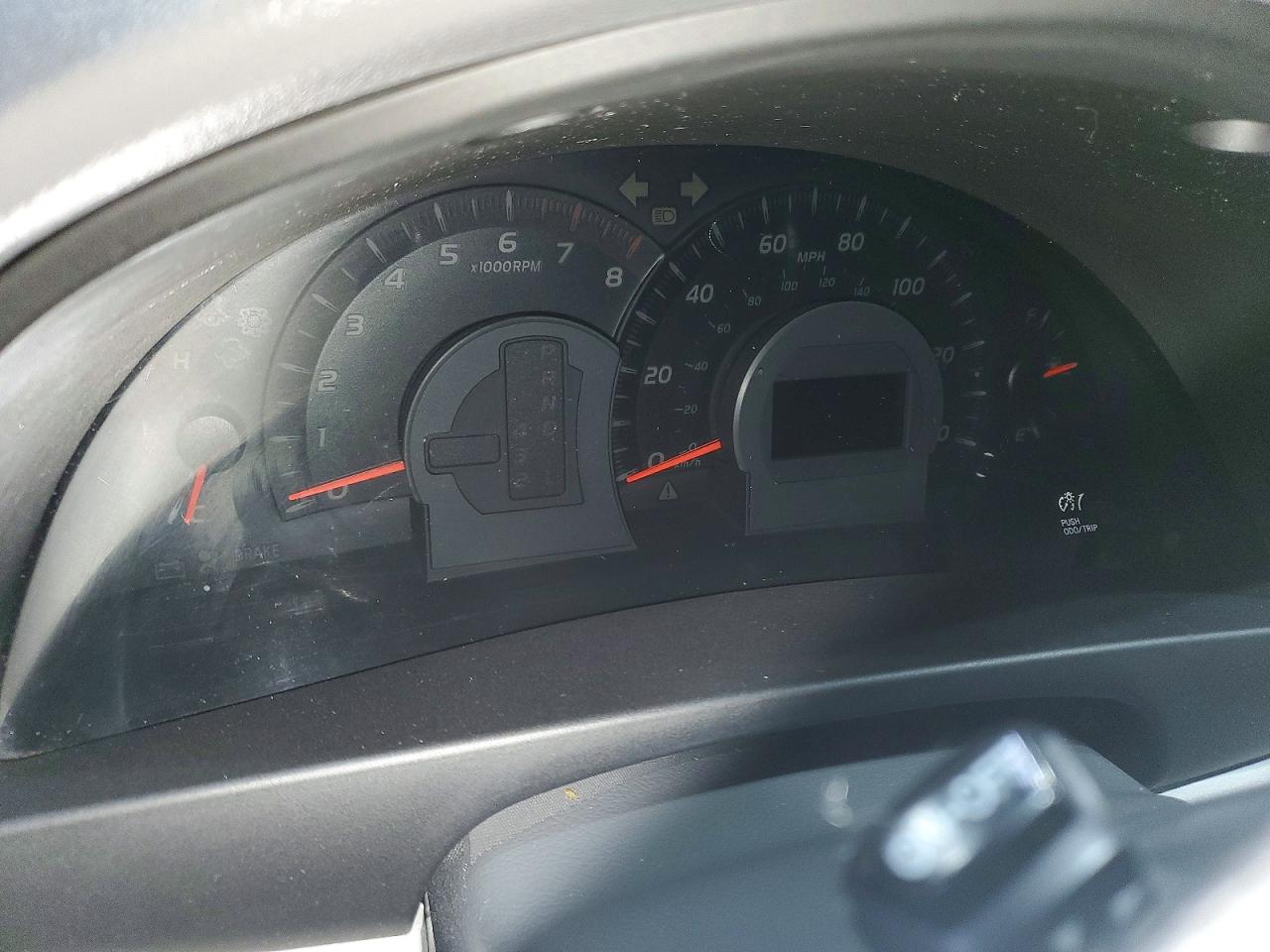 2008 TOYOTA CAMRY XLE photo 9