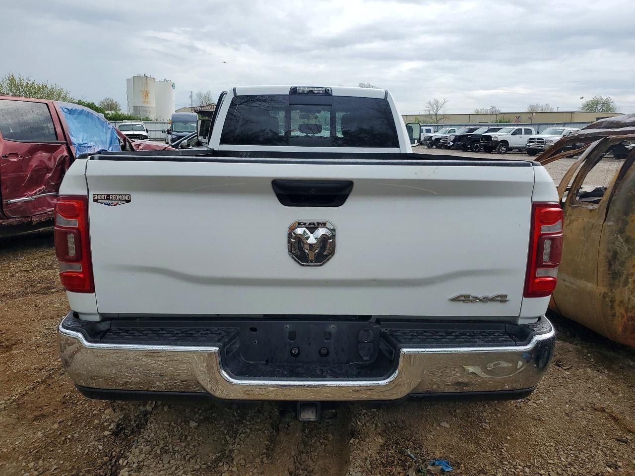 2020 RAM 3500 TRADESMAN photo 16