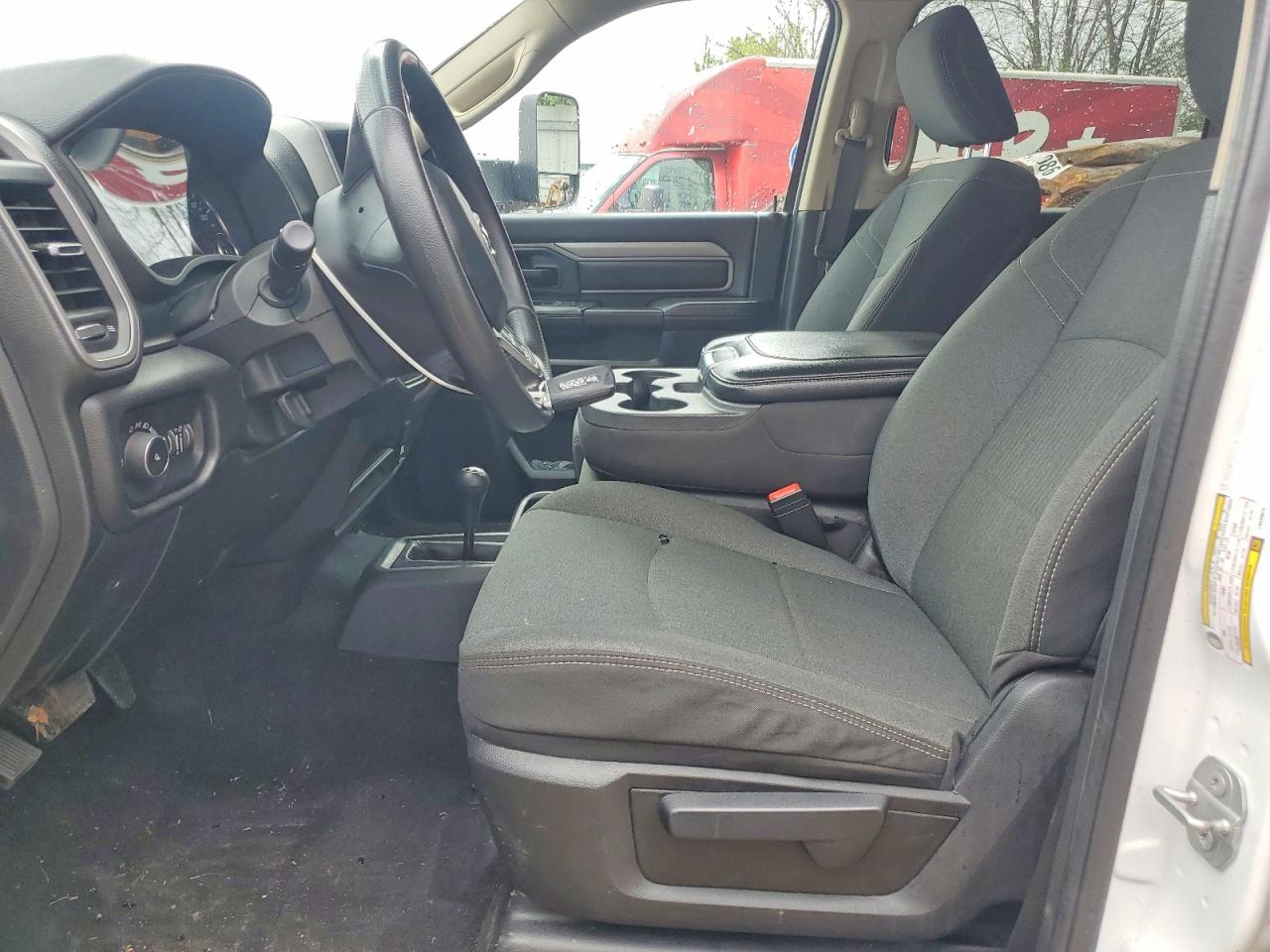2020 RAM 3500 TRADESMAN photo 19