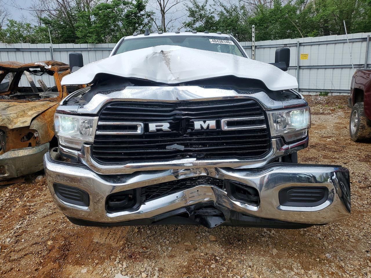 2020 RAM 3500 TRADESMAN photo 13