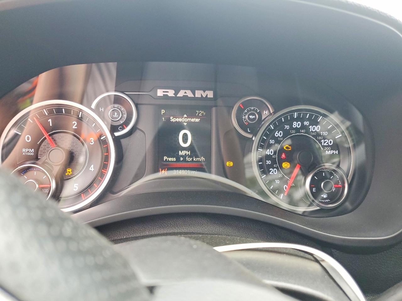 2020 RAM 3500 TRADESMAN photo 25