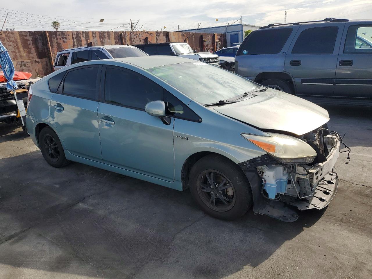 2013 TOYOTA PRIUS TWO photo 10