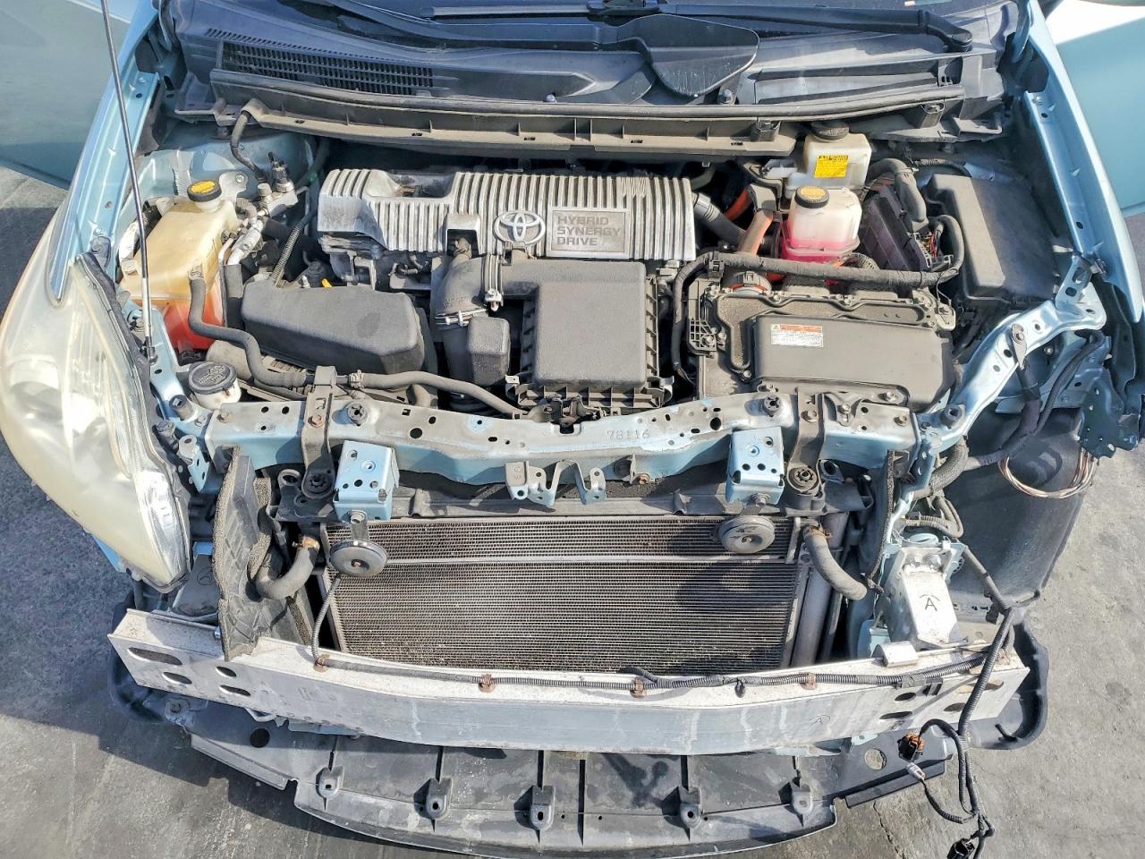 2013 TOYOTA PRIUS TWO photo 31