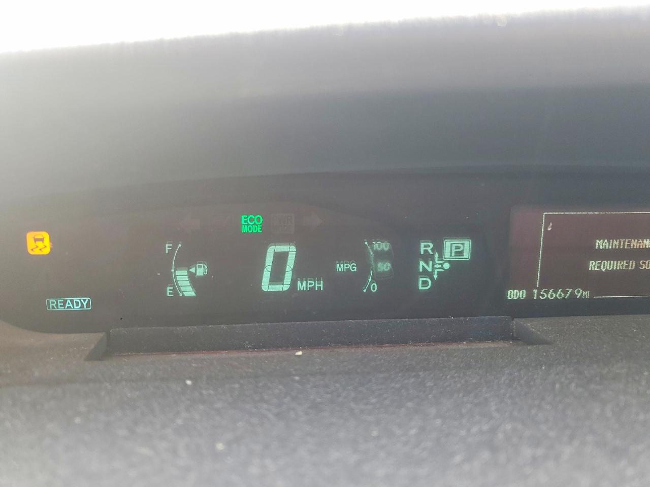 2013 TOYOTA PRIUS TWO photo 25