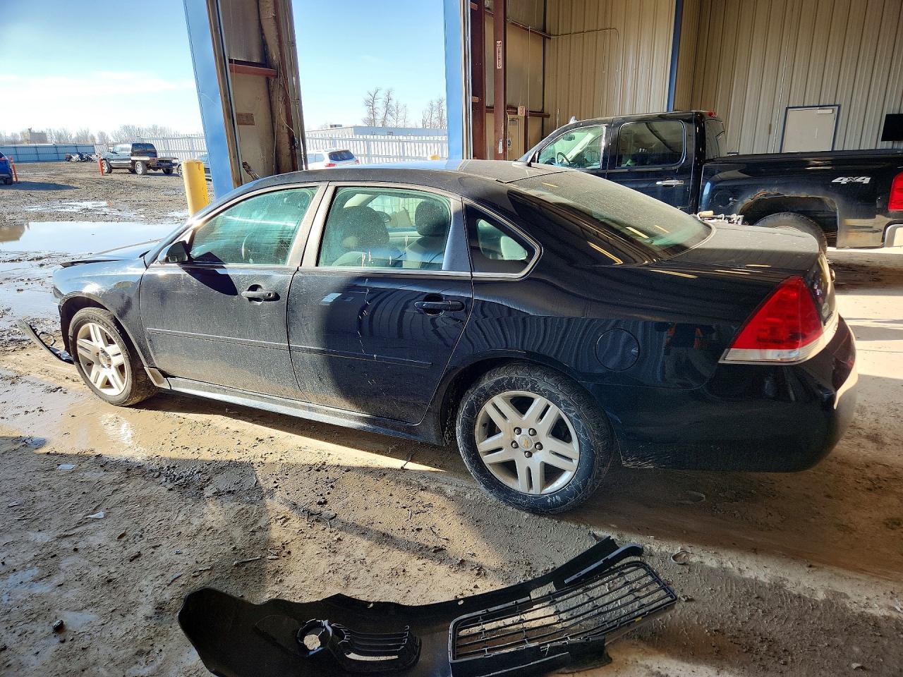 2011 CHEVROLET IMPALA LT photo 4