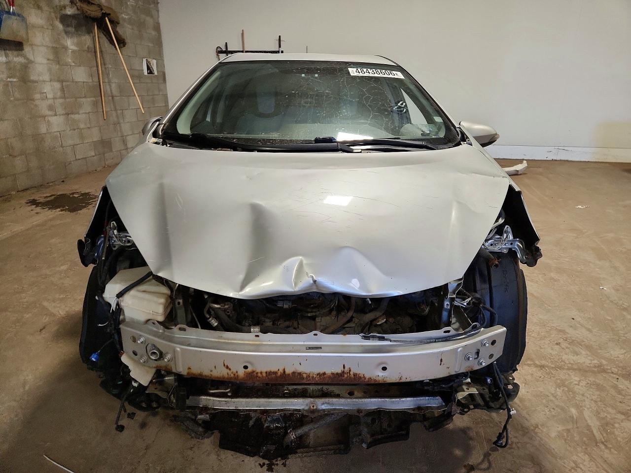 2012 TOYOTA PRIUS C ONE photo 9
