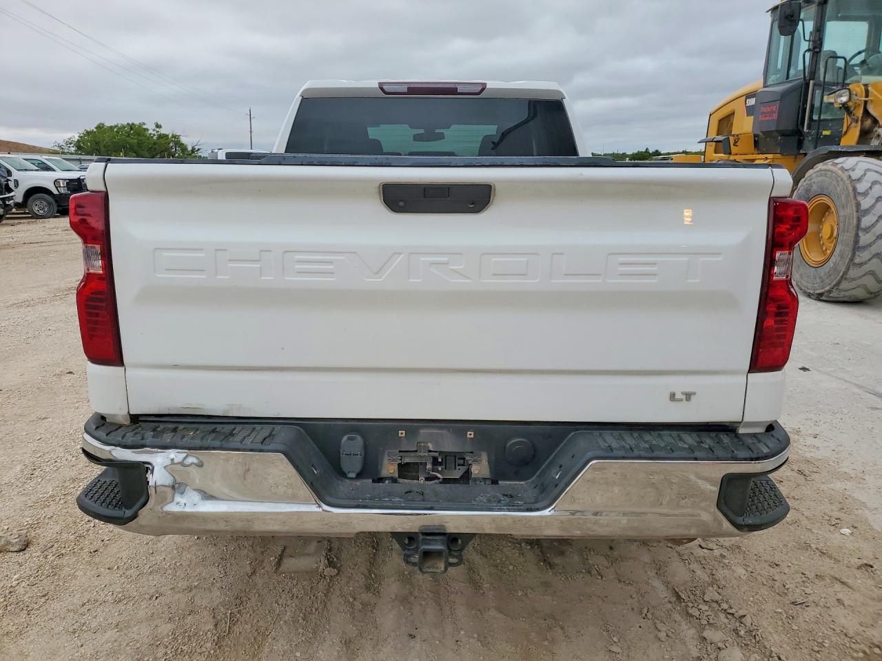 2019 CHEVROLET SILVERADO C1500 LT photo 16