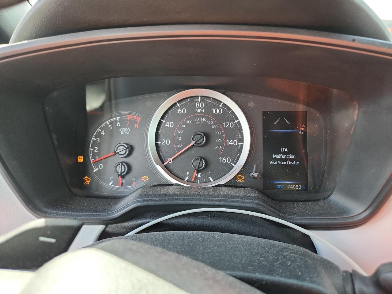 2020 TOYOTA COROLLA SE photo 9
